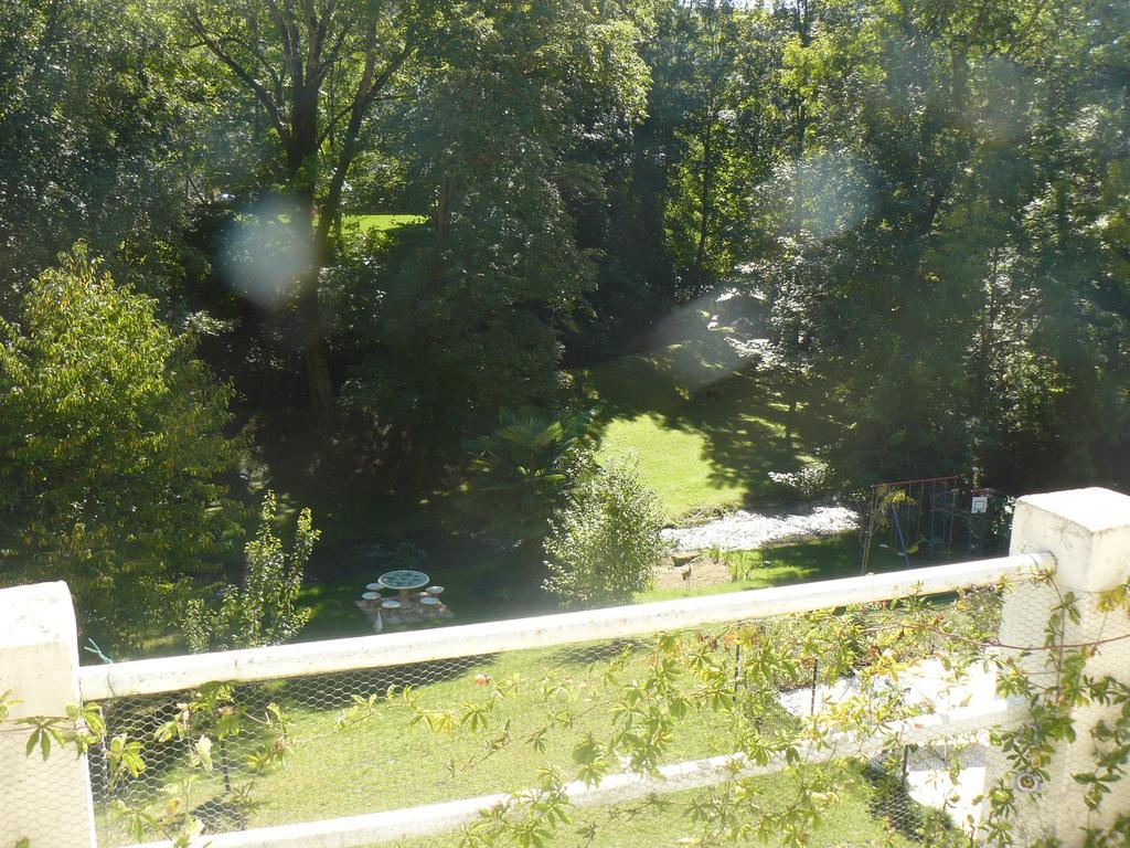Chambres D'Hotes & Gites Pouget Les Eyzies Room photo