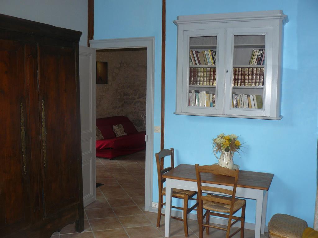 Chambres D'Hotes & Gites Pouget Les Eyzies Exterior photo